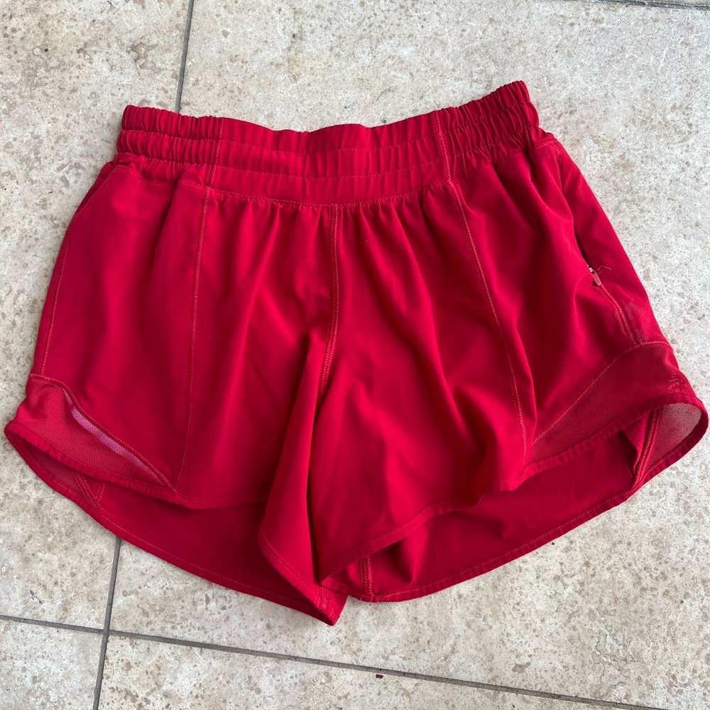 Lululemon Hotty Hot Low - Rise Lined Short 4”